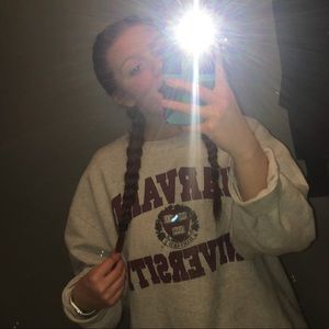 Meet your Posher, Reagan